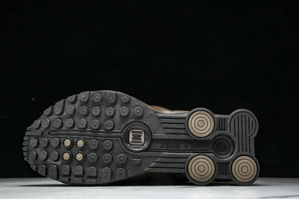 Nike Shox R4 AR3565-007 