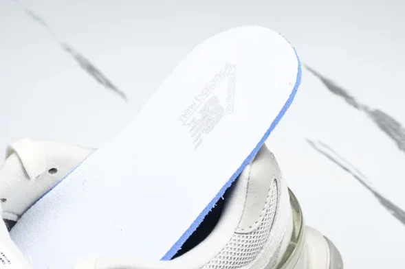 New Balance 9060 U9060MM 