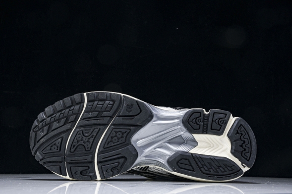 Asics Gel-Kayano 14 1201A457-101 