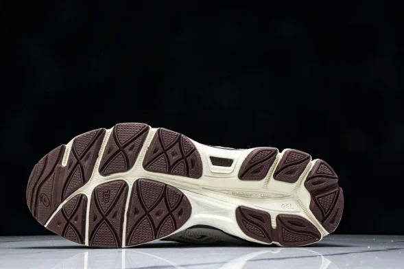 Asics Gel-NYC 1203A788-100 