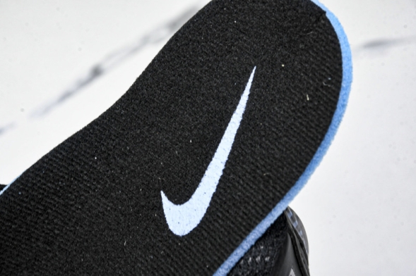 Nike Shox R4 CW2626 004 