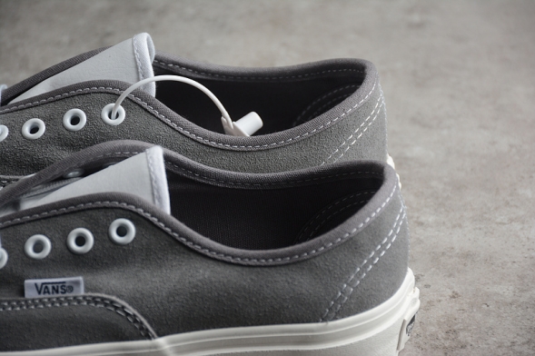 Adsum x Vans Vault Authentic VN0A2ZI18P 