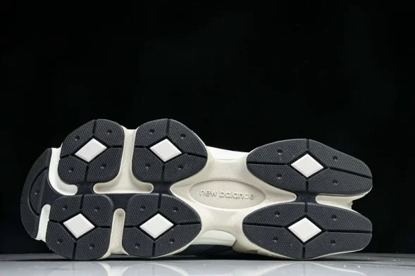 New Balance 9060 U9060EEF 