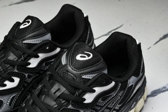 Asics Gel-NYC 1203A739-001 