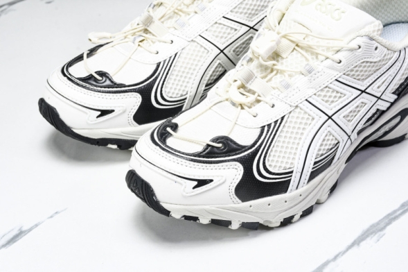 Asics Gel-Kahana TR V4 1203A497-100 