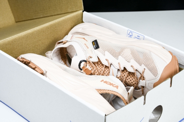 Hoka Hopara 2 1147670 CMCD 