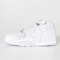 Fragment Design x NikeCourt Air Trainer 1 Mid Premium SP “White_White-Wolf Grey” 806942-110