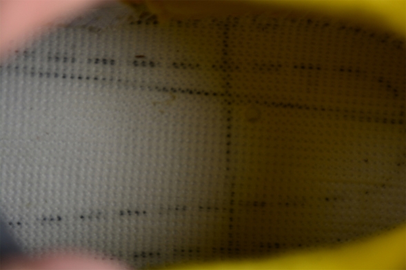  Nike Air Jordan 4 Retro Lightning CT8527-700 