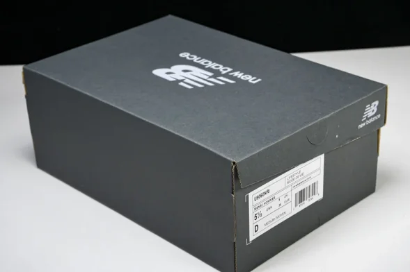New Balance 9060 U9060NR 