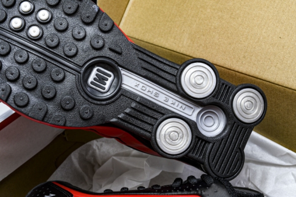 Nike Shox R4 HQ1988-006 