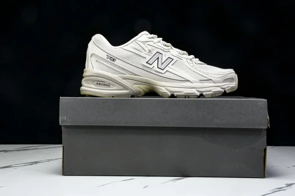 New Balance 740 U740LN1 
