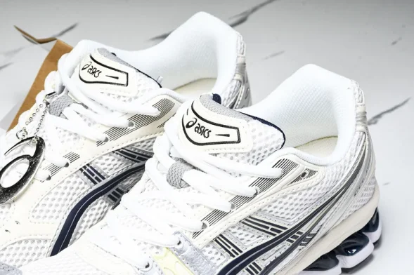 Asics Gel-Kayano 14 1201A056-109 