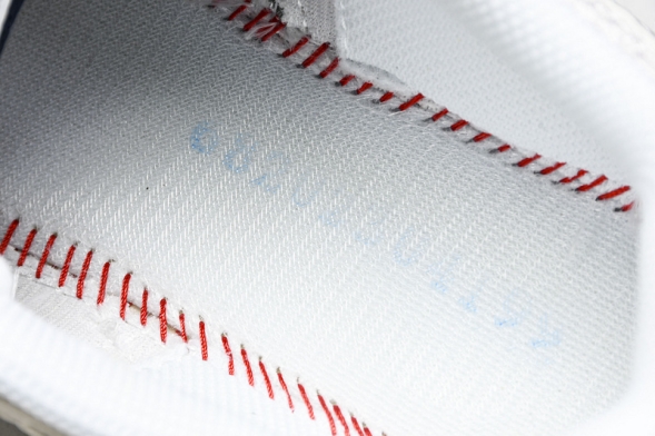 Asics Gel-Kayano 14 1201A056-109 