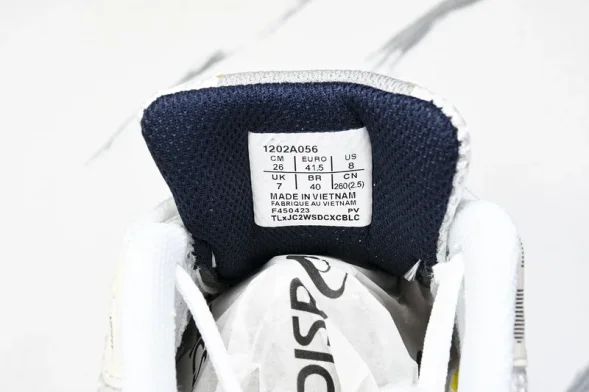Asics Gel-Kayano 14 1201A056-109 