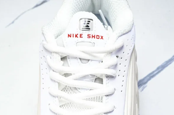 Nike Shox R4 AR3565-103 