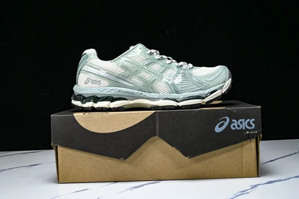 Asics Gel-Kayano 12.1 x Ronnie Fieg 1203A675-100 