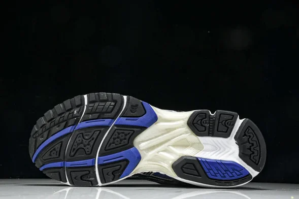 Asics Gel-Kayano 14 1201A019-401 