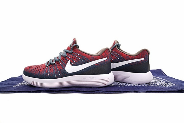  Undercover x Nike LunarEpic Low Flyknit 2 