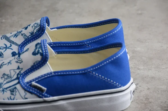 Vans Slip-On VN0A5HYQAXV 