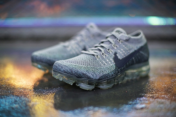 Nike Air VaporMax 849558-008 