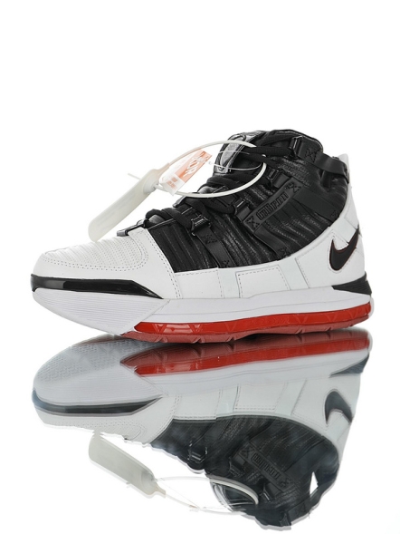 Nike LeBron 3  