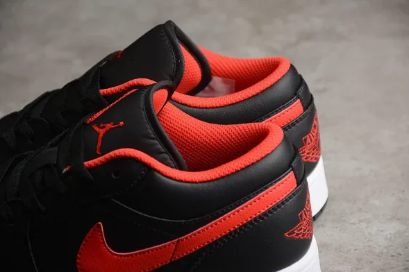 Nike Air Jordan 1 low 553558-063 