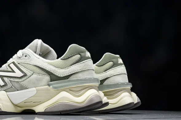 New Balance 9060 U9060EEC 