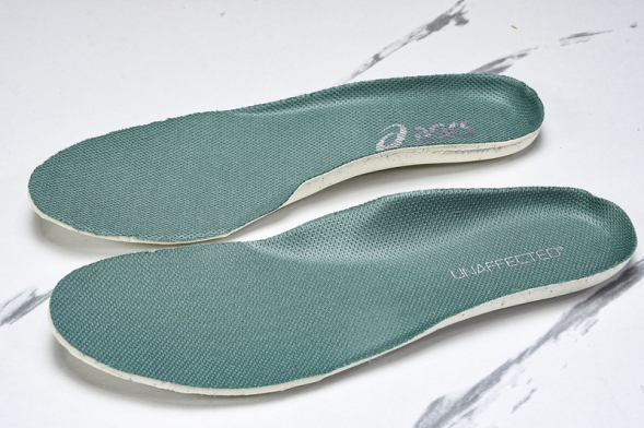 Asics Gel-Kayano 14 1201A922-300 