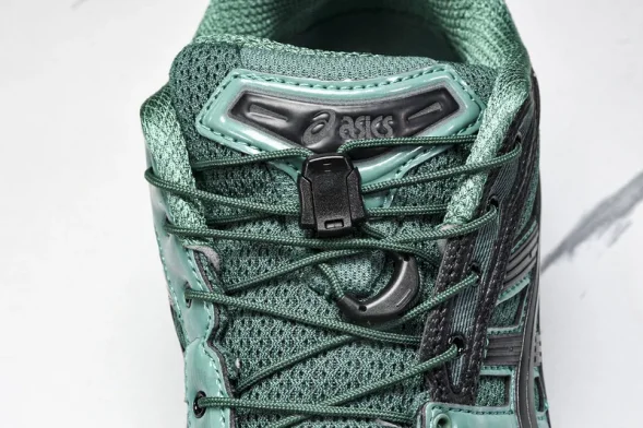 Asics Gel-Kayano 14 1201A922-300 