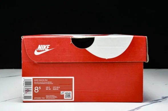 Nike Shox R4 AR3565-104 