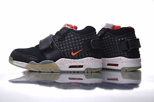NIKE AIR TRAINER VICTOR CRUZ 821955-001 
