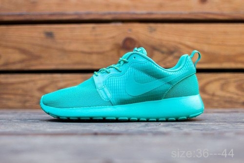 Nike Roshe Run Hyperfuse 