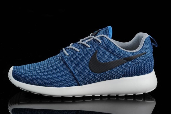 Nike Roshe Run 