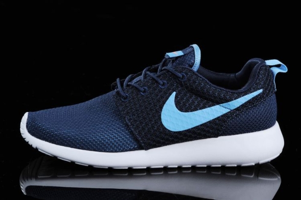 Nike Roshe Run 