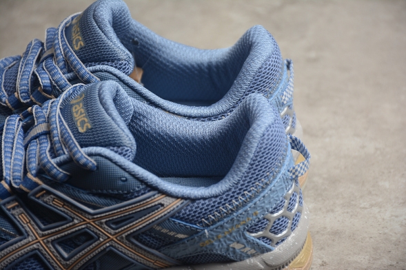 Asics GEL-KAHANA 8 1011B109-400 