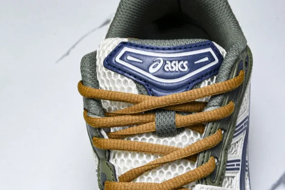 Asics Gel-Kayano 14 1201A019-250 