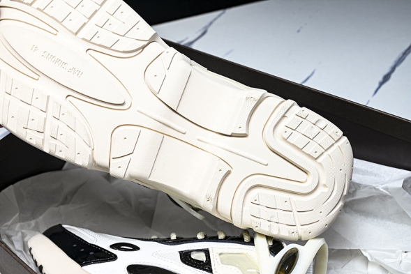 Raf Simons Cylon-21 HR740010L 