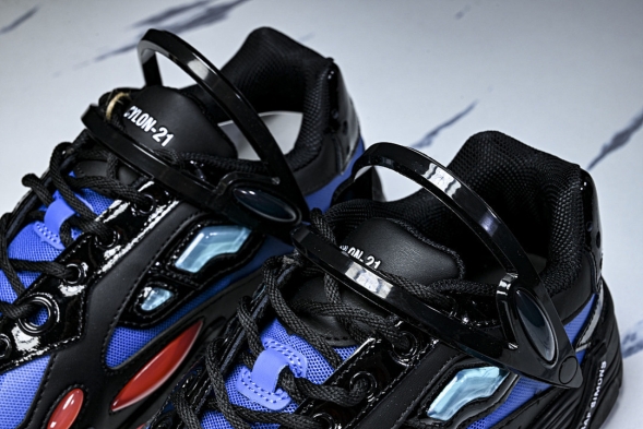 Raf Simons Cylon-21 HR740010L 