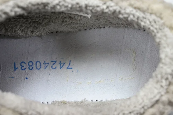 Asics Gel-Sonoma WT Teddy Fur 1203B036-020  