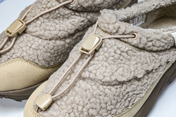 Asics Gel-Sonoma WT Teddy Fur 1203B036-200  