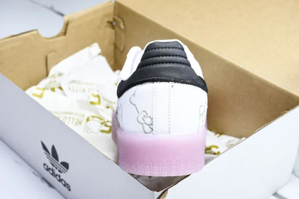 Adidas Samba Vegan OG x Hello Kitty IG4450 