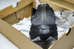 Asics Novablast 4 1011B694-002