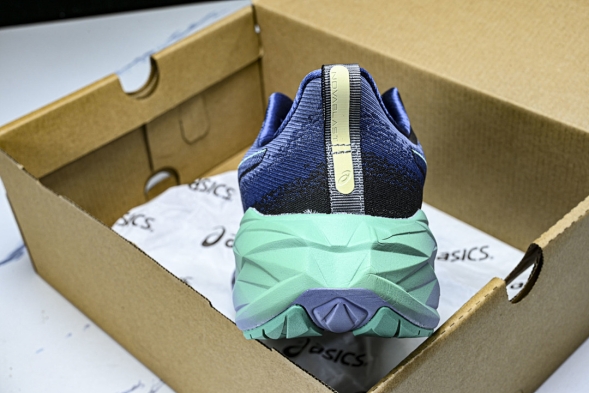 Asics Novablast 4 1012B510-401 