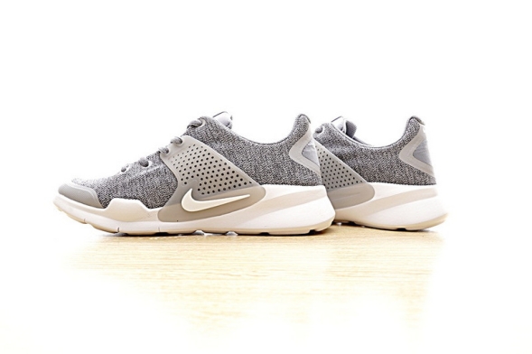  Nike Arrowz SE 902813-001 