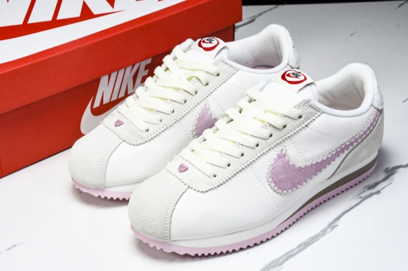 Nike Cortez Classic HV6012 161 