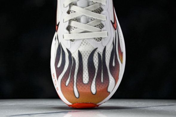 Nike Zoom Fly 6 HQ3498 100 