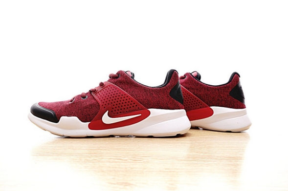  Nike Arrowz SE 902813-600 