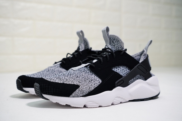 NIKE AIR HUARACHE RUN ULTRA Premium 852628-002 