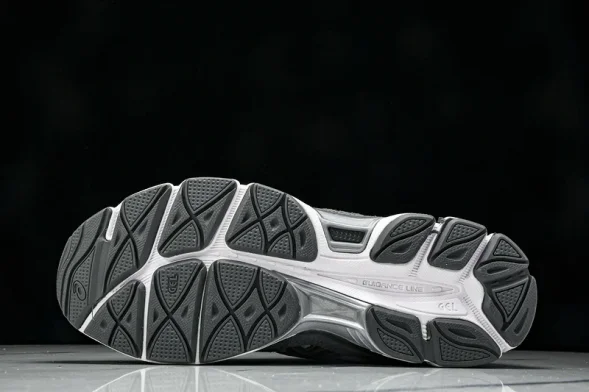 Asics Gel-NYC 1203A383-101 