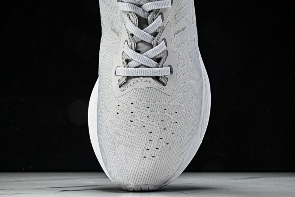 Asics Novablast 4 1012B722-100 